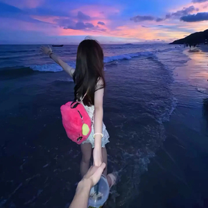 灰原衰被❌c🐻扒衣
